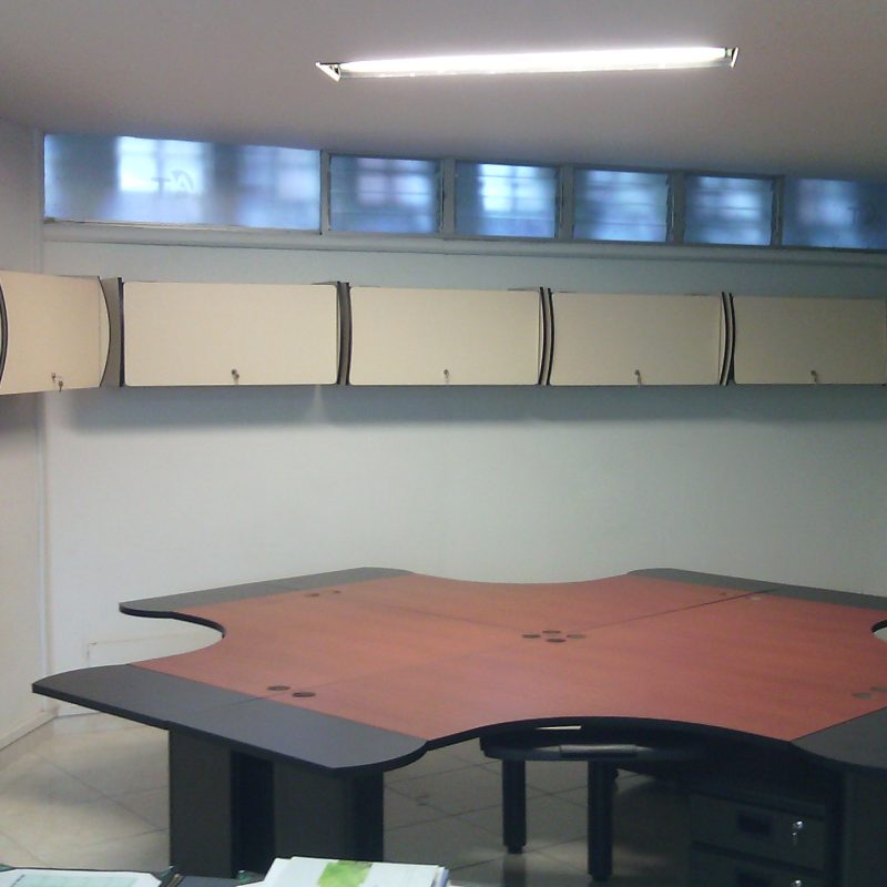 15. Mobiliario de almacenamiento y archivo